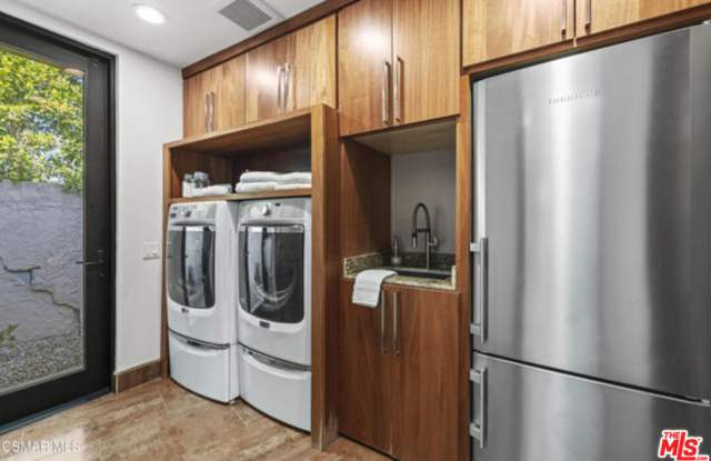 17424 Cumpston Street photos photos