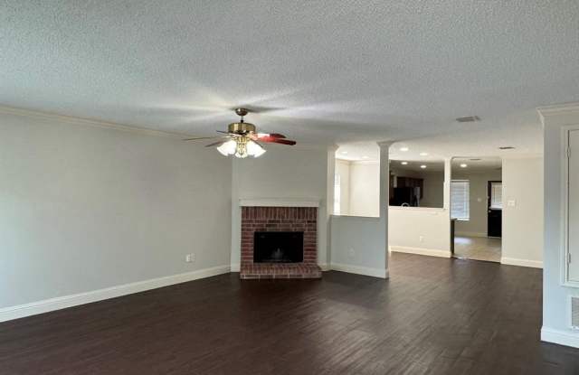 2905 Meadowlark Drive Gallery 2
