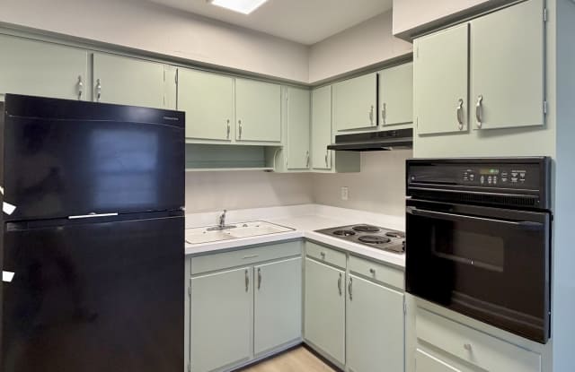 1636 Alexandria dr. #1 Gallery 1