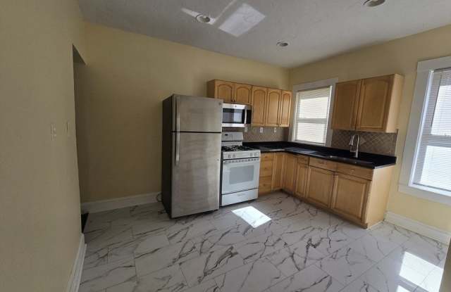 349 Hollis St unit: 3 photos photos