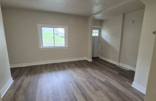 3BR Home in Pittsburgh, Section 8 Considered!! Gallery 3