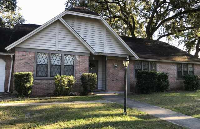 3068 CORNELIA DR Gallery 3