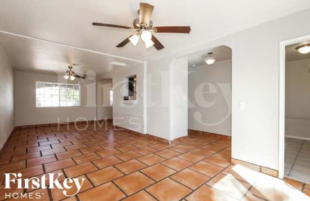 2021 West Gardenia Drive Gallery 3