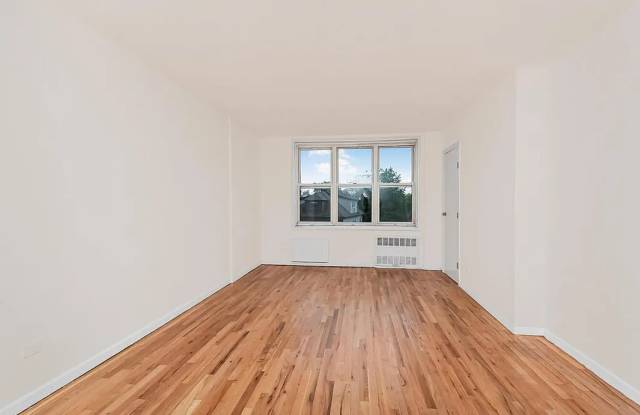 3311 Giles Pl Apt 5H Gallery 3
