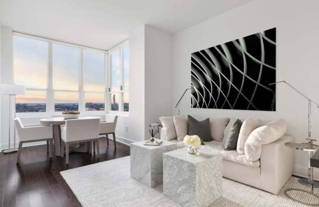 52 Bay St photos photos