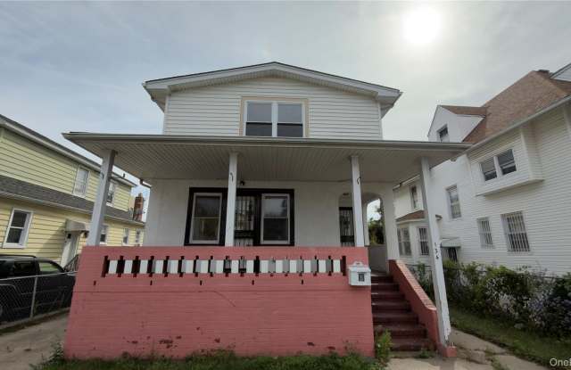 134 W Chester Street photos photos