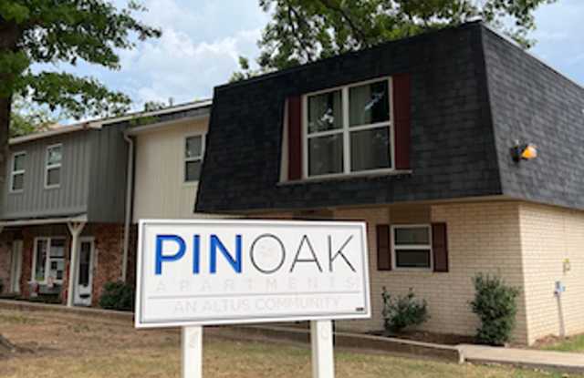 Pin Oak photos photos