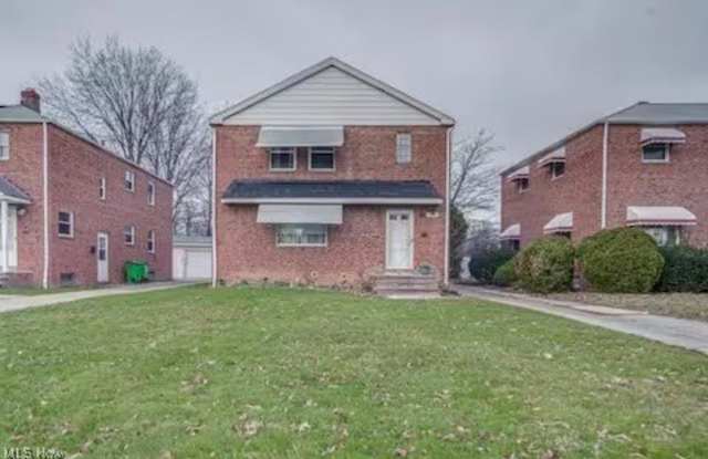 488 E 222nd Street unit: Down photos photos