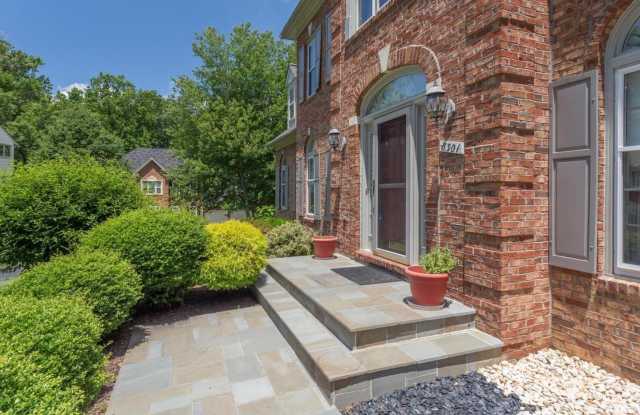 8301 CROSSPOINTE DRIVE Gallery 2
