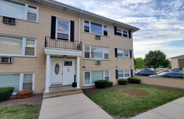 4937 N East River Road - 4937 North East River Road, Norridge, IL 60706