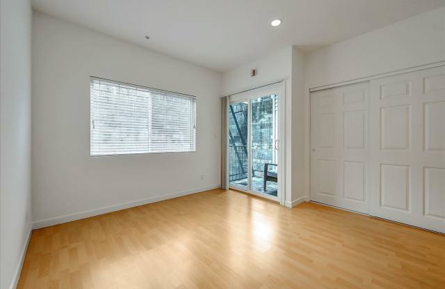 481 Clementina Street Gallery 3
