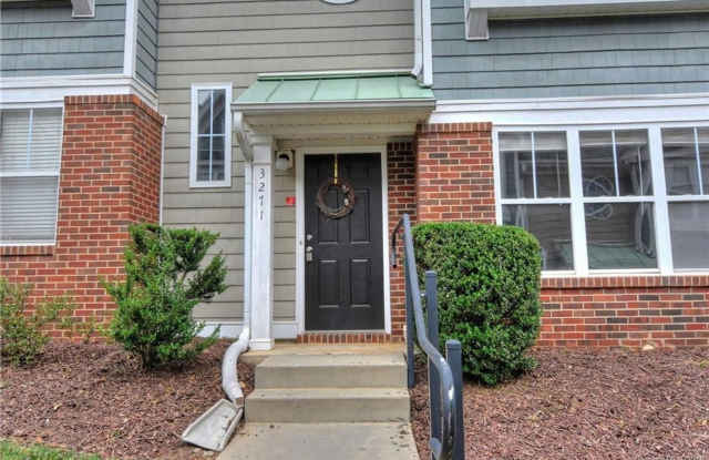 Charming 2BR Townhome in Charlotte photos photos