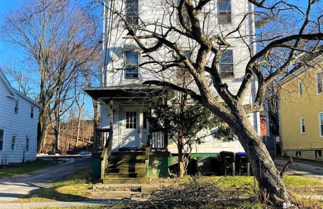 85 N N HAMILTON ST - 85 North Hamilton Street, Poughkeepsie, NY 12601
