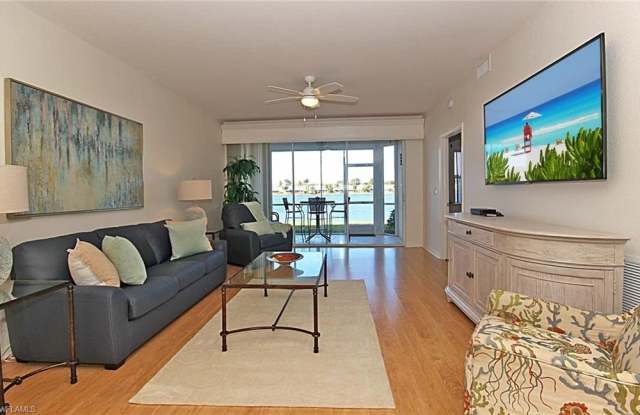 3380 Crown Pointe Blvd W Gallery 2