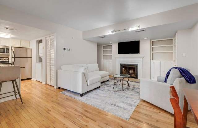 517 E Jefferson Street unit: 45 photos photos