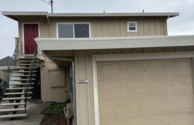 Sweet 2/1 in West Petaluma - 11 Alma Court photos photos