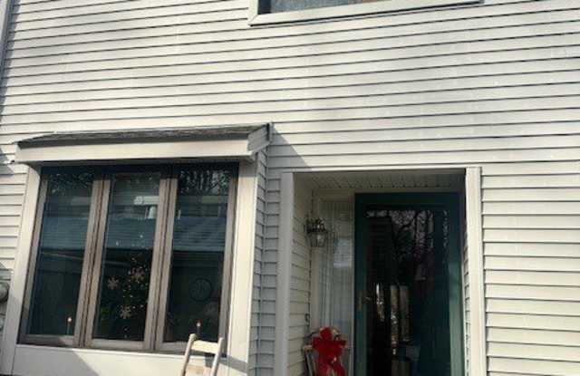 25 Farmington Chase Crescent - 25 Farmington Chase Crescent, Hartford County, CT 06032