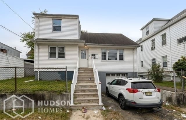 472-474 21st Avenue - 472-474 21st Avenue, Paterson, NJ 07513