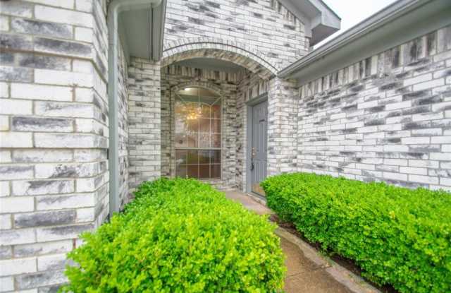 2404 Whispering Creek Drive - 2404 Whispering Creek Drive, Arlington, TX 76018