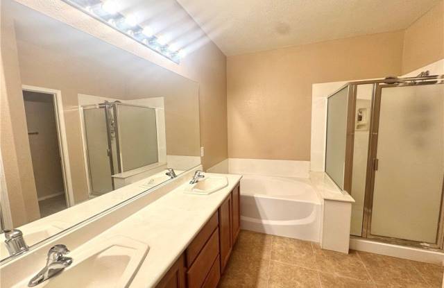 7396 Bedford Pine Court Gallery 4