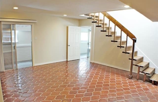 2415 Shakespeare Street - 2415 Shakespeare Street, Houston, TX 77030