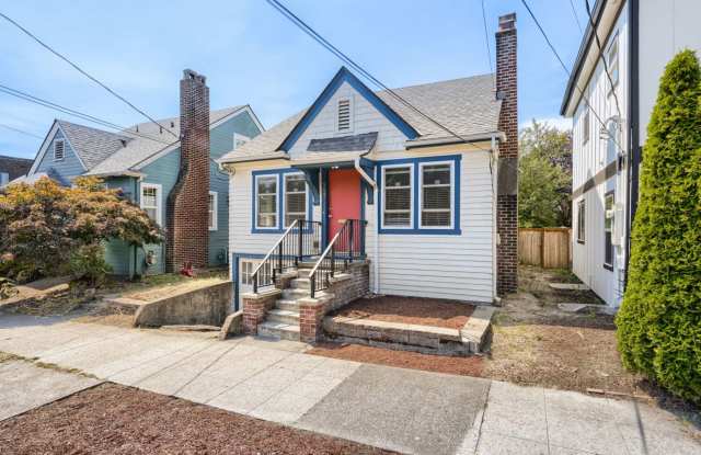 Updated Central District Home | Remodeled Kitchen + Flexible Bonus & Hobby Space photos photos