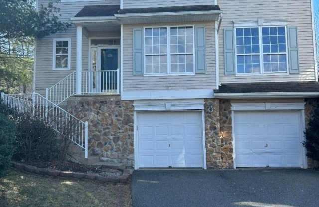 226 Winding Hill Dr photos photos