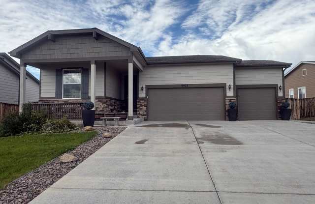 9927 Beckham St photos photos