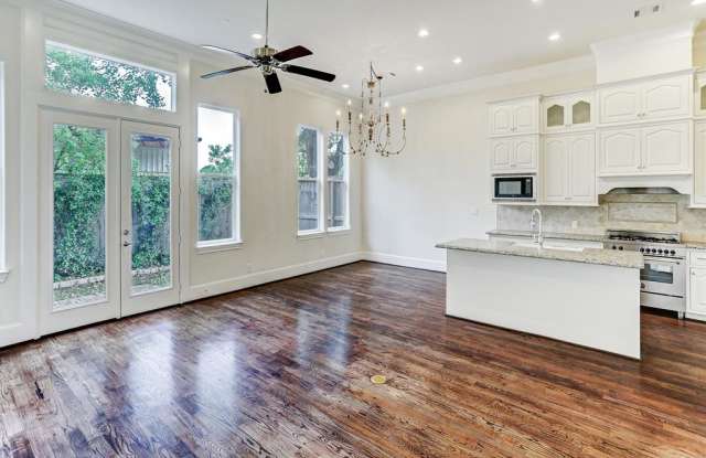 10938 Wrenwood Green Gallery 2