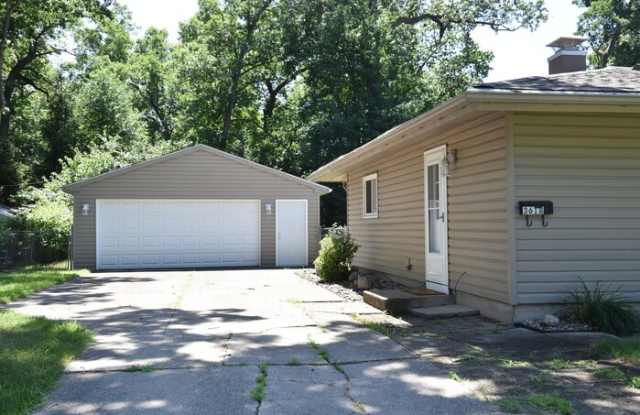 3618 Rexford Drive Gallery 2