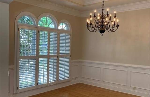 1207 Dunwoody Village Drive Gallery 3