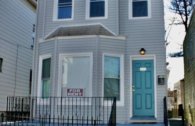 289 Claremont Ave photos photos