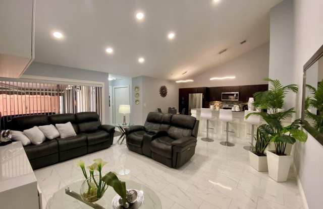 1031 Summit Place Circle photos photos