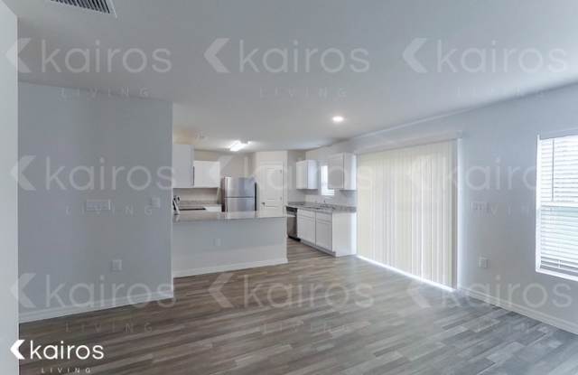 6377 Fielding Street Gallery 3
