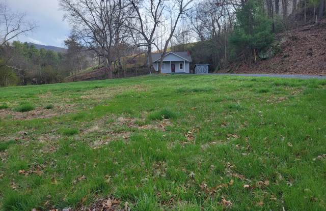 1594 Hospital Dr Gallery 2
