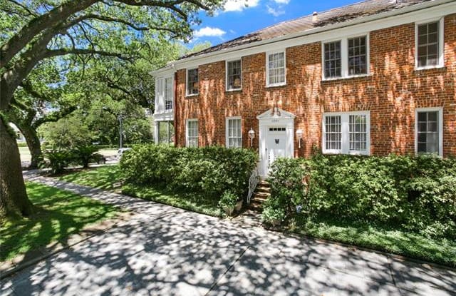 6001 ST CHARLES Avenue - 6001 Saint Charles Avenue, New Orleans, LA 70118