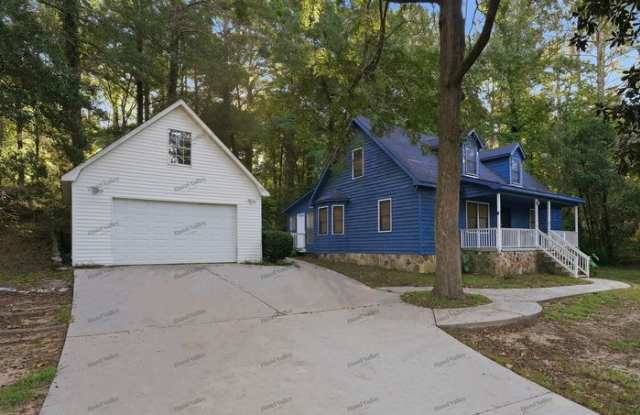 2539 Pinewood Drive Gallery 1
