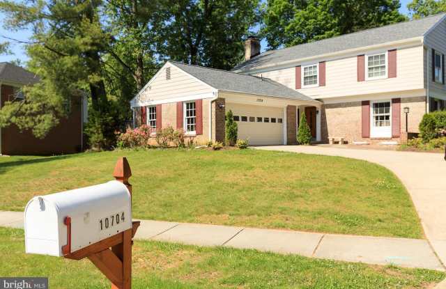 10704 GAINSBOROUGH ROAD - 10704 Gainsborough Road, Potomac, MD 20854