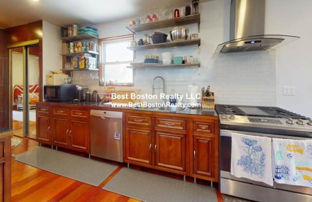 18 Nashua St. photos photos