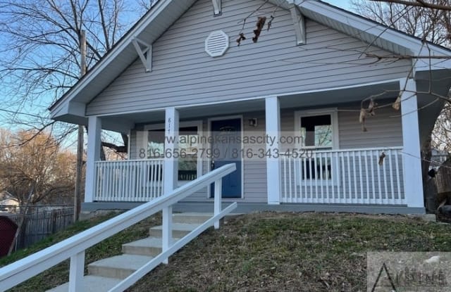 817 White Avenue - 817 White Avenue, Kansas City, MO 64125