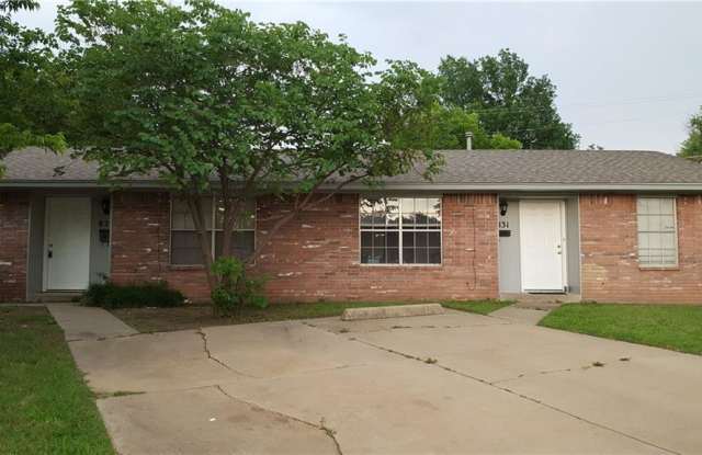 831 Russell Circle Gallery 2