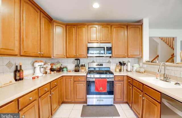 4594 BARRINGER Place Gallery 2