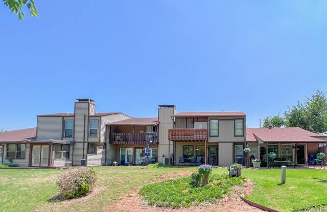 Waterfront Townhome in NW OKC! photos photos