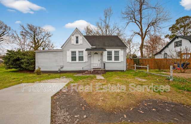 108 Wright Ave photos photos