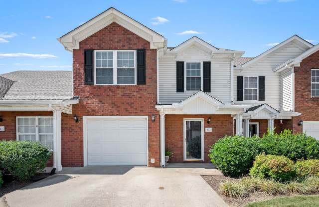 Beautifully Updated 3-Bedroom Townhome in Prime Blackman Location Gallery 1