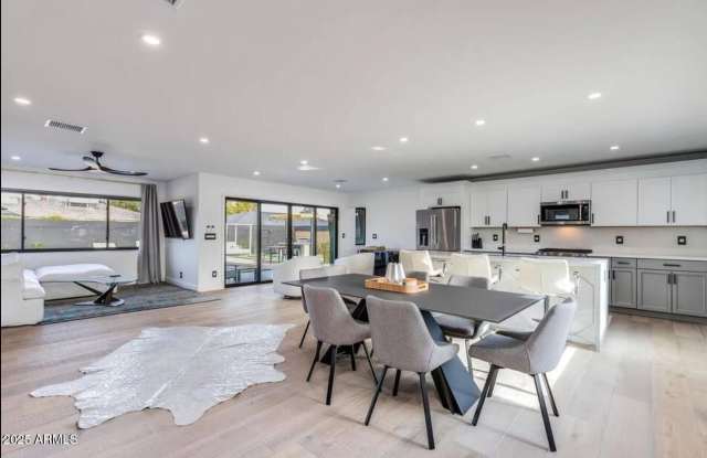 8216 E LEWIS Avenue photos photos