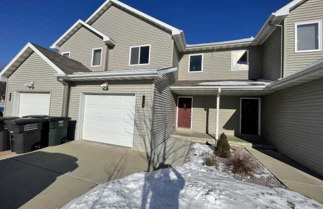 148 Sater Street - 148 Sater Street, Orfordville, WI 53576