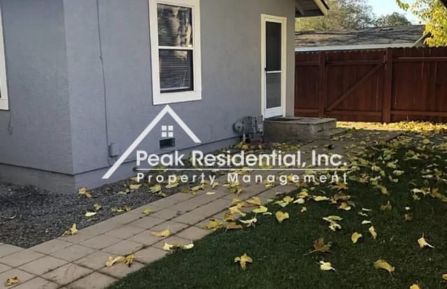211-1/2 Shasta St - 211 Shasta Street, Roseville, CA 95678