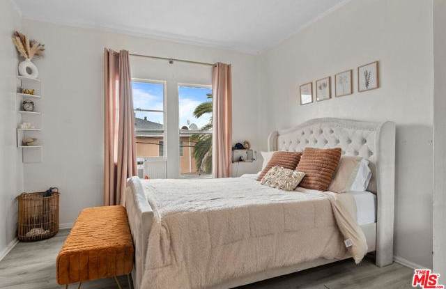 1414 South Shenandoah Street - 1414 South Shenandoah Street, Los Angeles, CA 90035