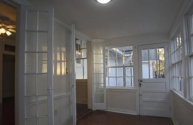 7325 Sycamore Street - A Gallery 3